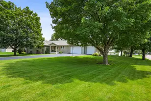 101 Anglewood Dr, Kenyon, MN 55946 - Photo 50