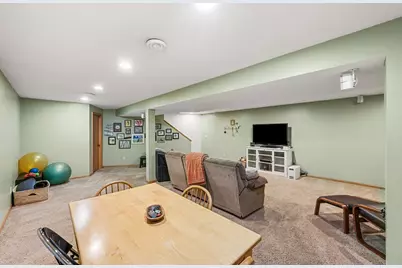 101 Anglewood Drive, Kenyon, MN 55946 - Photo 40