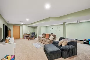 101 Anglewood Dr, Kenyon, MN 55946 - Photo 38