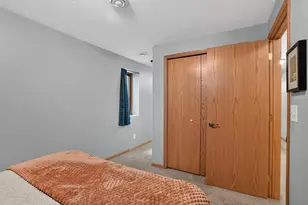 101 Anglewood Dr, Kenyon, MN 55946 - Photo 32