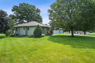 101 Anglewood Dr, Kenyon, MN 55946 - Photo 54