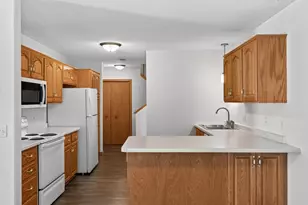 10966 Bluebird St NW, Coon Rapids, MN 55433 - Photo 6
