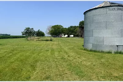 32466 County Road 45, Bingham Lake, MN 56118 - Photo 28