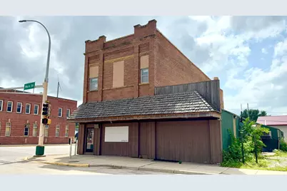 110 Main Street N, Bird Island, MN 55310 - Photo 1