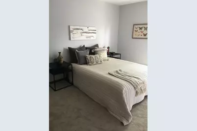 709 11th Avenue S #5, Minneapolis, MN 55415 - Photo 2