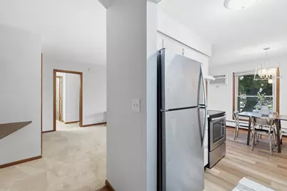 709 11th Avenue S #5, Minneapolis, MN 55415 - Photo 6