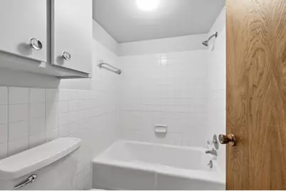 709 11th Avenue S #5, Minneapolis, MN 55415 - Photo 16