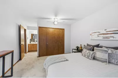 709 11th Avenue S #5, Minneapolis, MN 55415 - Photo 18
