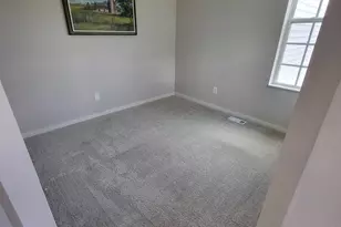 4852 Airlake Dr, Woodbury, MN 55129 - Photo 6