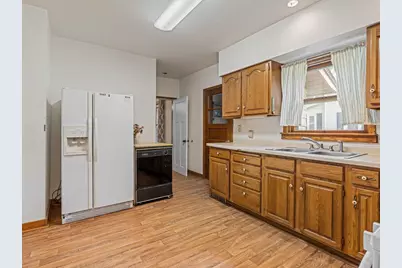 201 Hillcrest Drive, Waterville, MN 56096 - Photo 14
