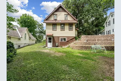 201 Hillcrest Drive, Waterville, MN 56096 - Photo 1