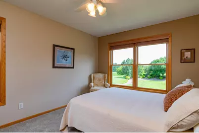 10610 Pinnacle Way, Woodbury, MN 55129 - Photo 32