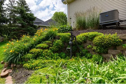 10610 Pinnacle Way, Woodbury, MN 55129 - Photo 60