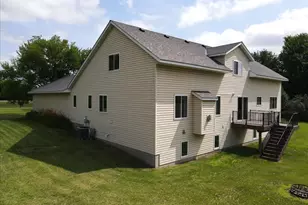 6592 295th St E, Cannon Falls, MN 55009 - Photo 10