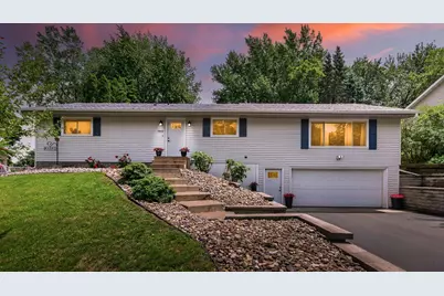 7844 Conroy Way, Inver Grove Heights, MN 55076 - Photo 2