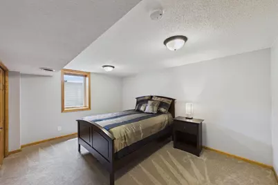 8485 Granada Avenue S, Cottage Grove, MN 55016 - Photo 14