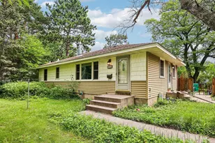 6948 Janell Ave N, Brooklyn Park, MN 55428 - Photo 4