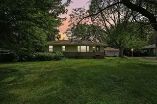 6948 Janell Ave N, Brooklyn Park, MN 55428 - Photo 2