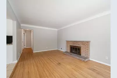 634 Orange Avenue W, Saint Paul, MN 55117 - Photo 10