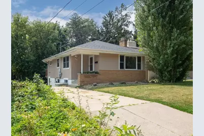 634 Orange Avenue W, Saint Paul, MN 55117 - Photo 1