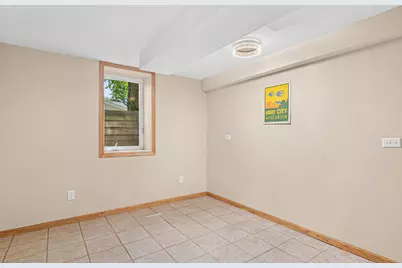 2570 Avon Street N, Roseville, MN 55113 - Photo 24
