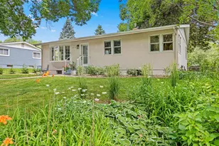 2570 Avon St N, Roseville, MN 55113 - Photo 28