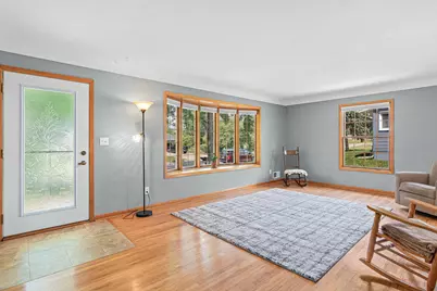 2570 Avon Street N, Roseville, MN 55113 - Photo 6