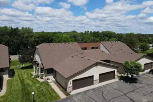 660 Riverview Dr, Monticello, MN 55362 - Photo 2
