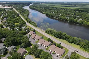660 Riverview Dr, Monticello, MN 55362 - Photo 4