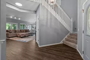 1329 Springwood Ln, Faribault, MN 55021 - Photo 4