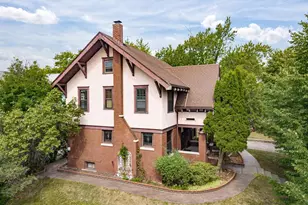 101 S 20th Ave E, Duluth, MN 55812 - Photo 2