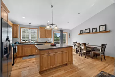 1765 Spruce Meadows Drive SE, Rochester, MN 55904 - Photo 4