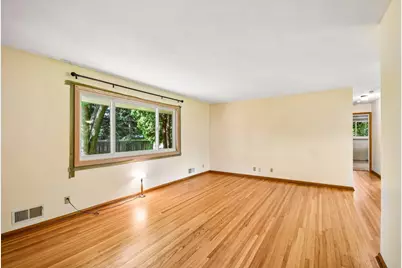15606 Minnetonka Boulevard, Minnetonka, MN 55345 - Photo 4