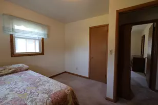 18 S Oregon Ave, Morris, MN 56267 - Photo 20