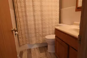 18 S Oregon Ave, Morris, MN 56267 - Photo 14