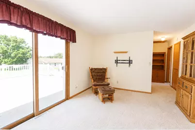 18 S Oregon Avenue, Morris, MN 56267 - Photo 10