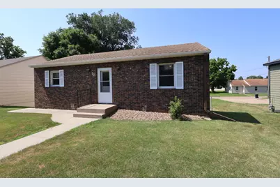 18 S Oregon Avenue, Morris, MN 56267 - Photo 4