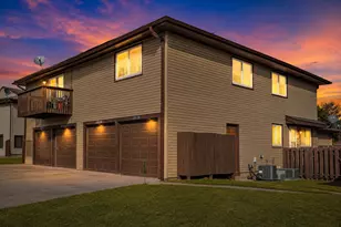 6311 84th Ct N, Brooklyn Park, MN 55445 - Photo 2