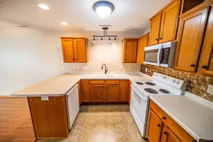 1803 Daniel Ln, Stewartville, MN 55976 - Photo 10