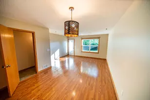 1803 Daniel Ln, Stewartville, MN 55976 - Photo 2