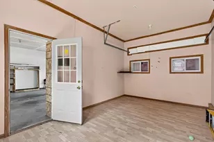 1911 Queens Dr, Woodbury, MN 55125 - Photo 28