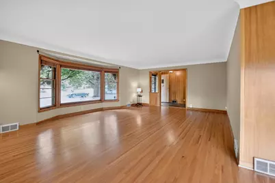 5004 Yvonne Terrace, Edina, MN 55436 - Photo 8