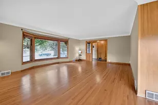 5004 Yvonne Terrace, Edina, MN 55436 - Photo 8