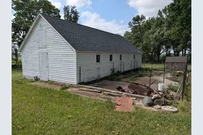 21509 600th Avenue, Wells, MN 56097 - Photo 36