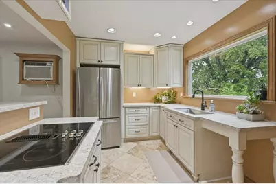 2862 Wellington Street, Duluth, MN 55806 - Photo 6