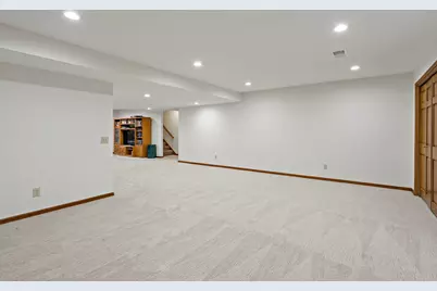 7600 Eileen Street, Eden Prairie, MN 55346 - Photo 30