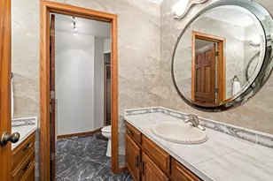 7600 Eileen St, Eden Prairie, MN 55346 - Photo 46