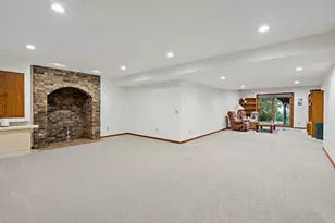 7600 Eileen St, Eden Prairie, MN 55346 - Photo 28