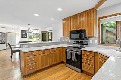 7600 Eileen Street, Eden Prairie, MN 55346 - Photo 6