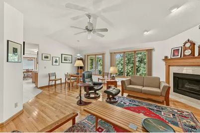 1813 13th Avenue NE, Rochester, MN 55906 - Photo 8